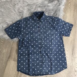 Tillys shouthouse short sleeve button Down